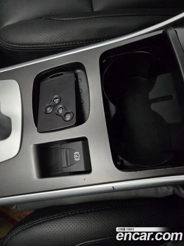 Renault-KoreaSamsung SM5 2013 thumb 6