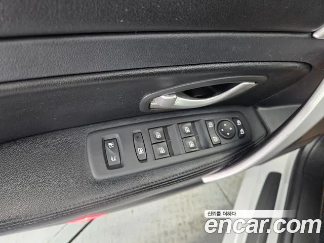 Renault-KoreaSamsung SM5 2013 thumb 7