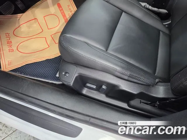 Renault-KoreaSamsung SM5 2013 thumb 8