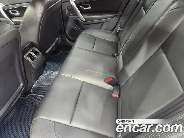 Renault-KoreaSamsung SM5 2013 thumb 10
