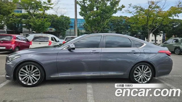 Hyundai Genesis 2016 thumb 3