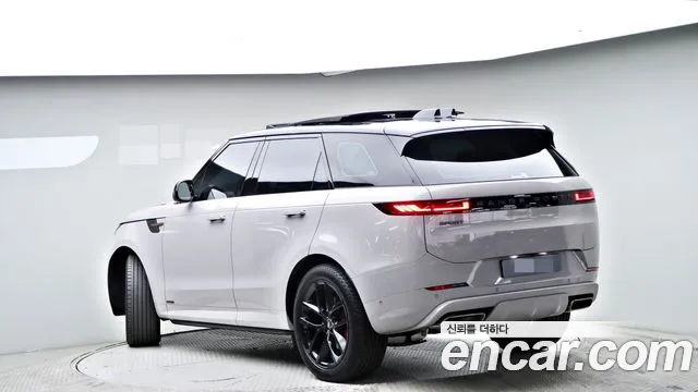 Land Rover Range Rover Sport 2025 thumb 4