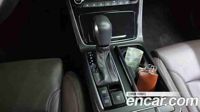 Hyundai Grandeur 2017 thumb 9
