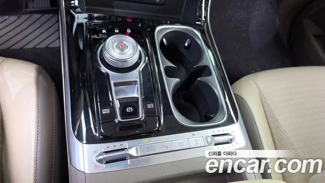 Kia Carnival 2020 thumb 9