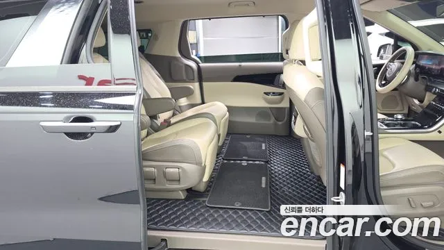 Kia Carnival 2020 thumb 12