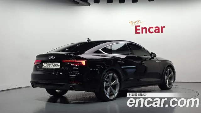 Audi A5 2019 thumb 2