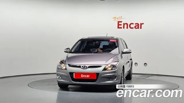 Hyundai i30 2010 thumb 2