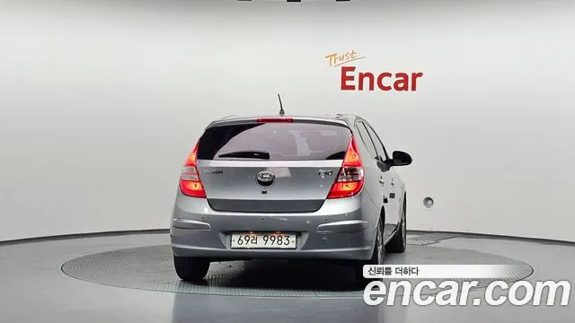 Hyundai i30 2010 thumb 3