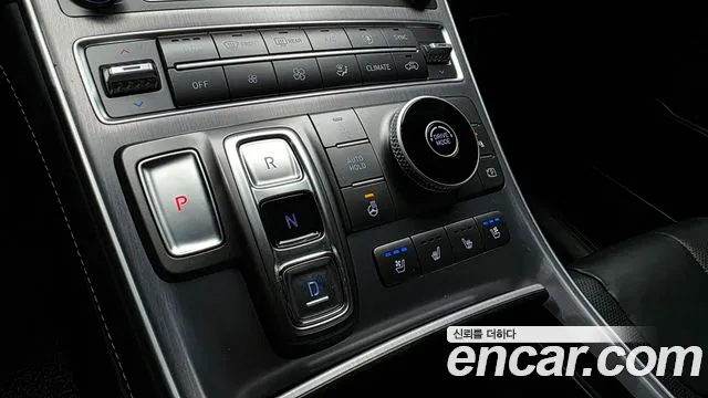 Hyundai Santa Fe 2020 thumb 9