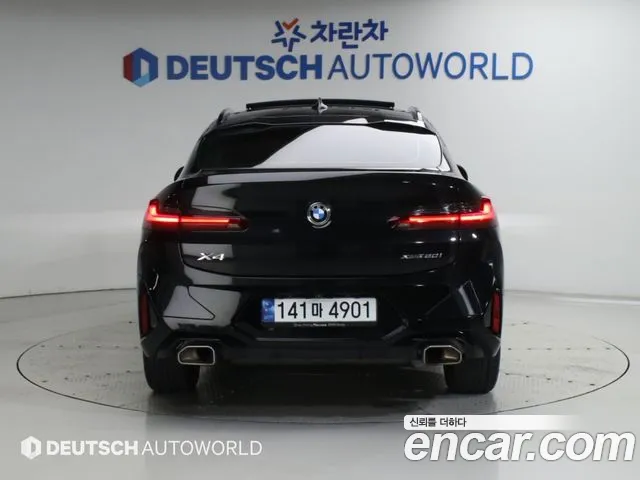 BMW X4 2022 thumb 4