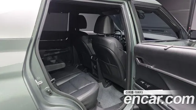 KG_Mobility_Ssangyong Torres 2023 thumb 11