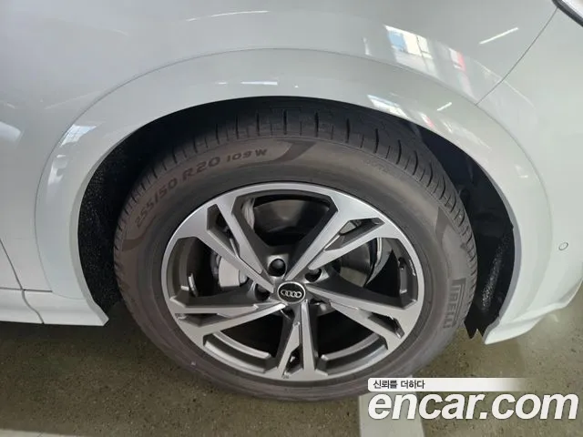 Audi Q6 e-tron 2026 thumb 5