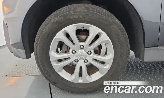 KG_Mobility_Ssangyong KORANDO 2016 thumb 5