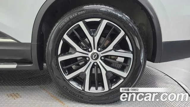 Renault-KoreaSamsung Koleos 2020 thumb 5