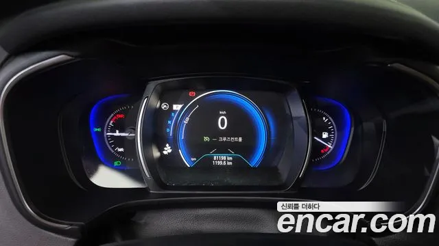 Renault-KoreaSamsung Koleos 2020 thumb 8