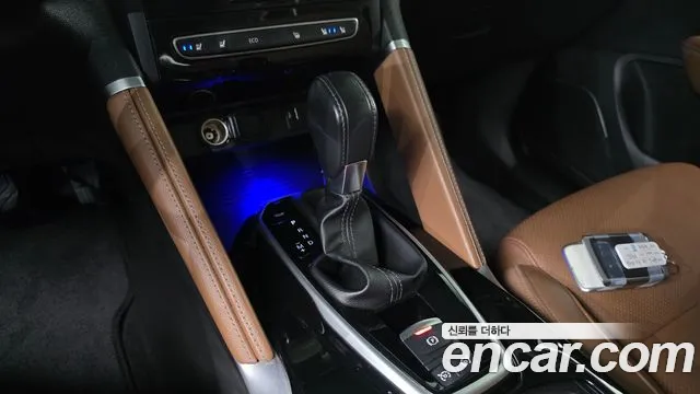 Renault-KoreaSamsung Koleos 2020 thumb 9