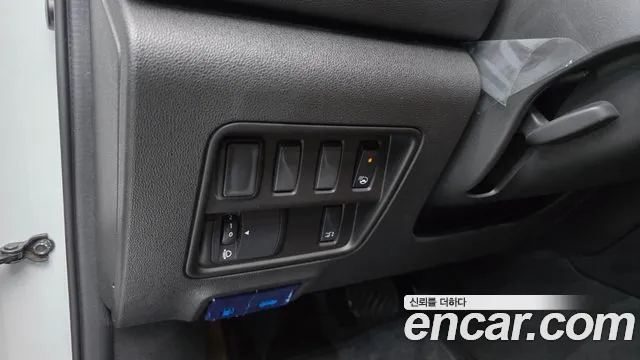 Renault-KoreaSamsung Koleos 2020 thumb 12