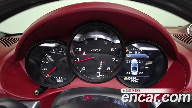 Porsche Cayman 2018 thumb 8