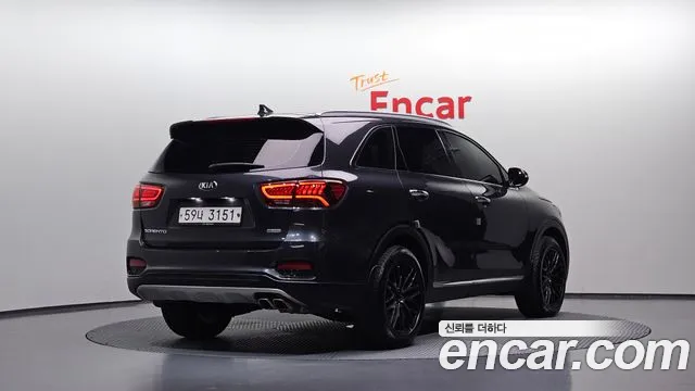 Kia Sorento 2017 thumb 2