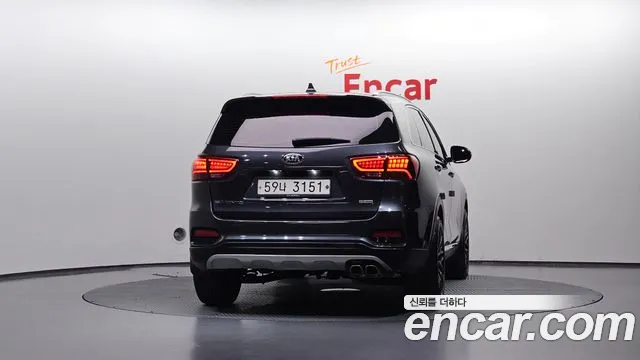 Kia Sorento 2017 thumb 4