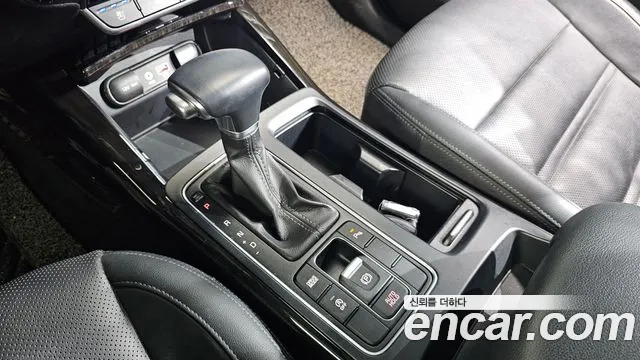 Kia Sorento 2017 thumb 9