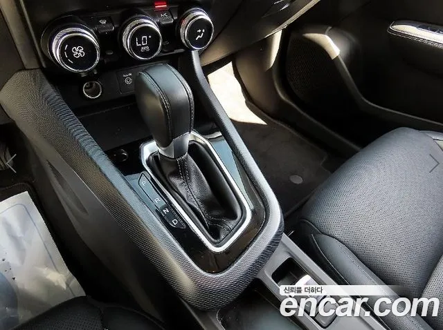 Renault-KoreaSamsung Arkana 2020 thumb 10