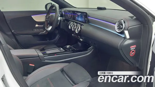 Mercedes-Benz CLA 2024 thumb 9