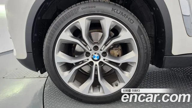 BMW X6 2018 thumb 5