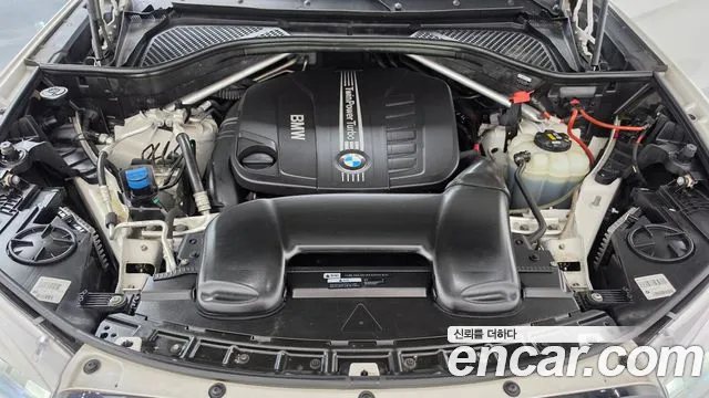 BMW X6 2018 thumb 6