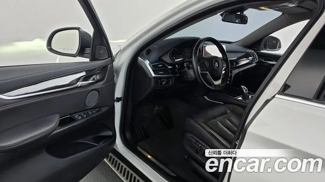 BMW X6 2018 thumb 10