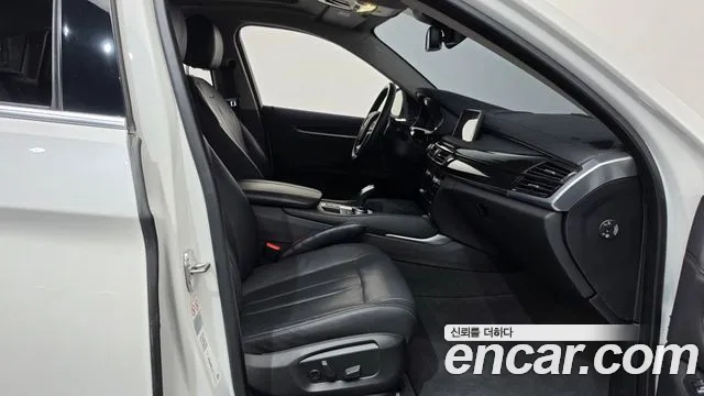 BMW X6 2018 thumb 11