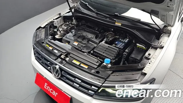 Volkswagen Tiguan 2020 thumb 6