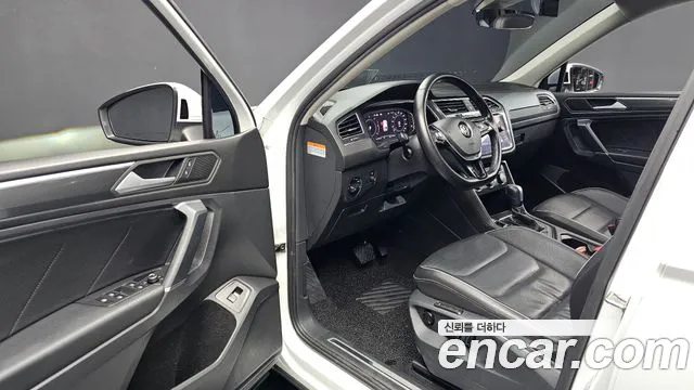 Volkswagen Tiguan 2020 thumb 10