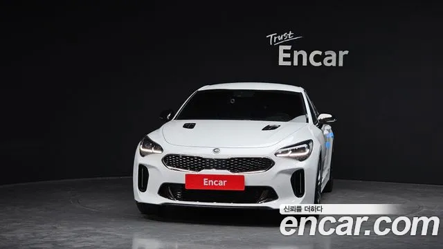 Kia Stinger 2019 thumb 3