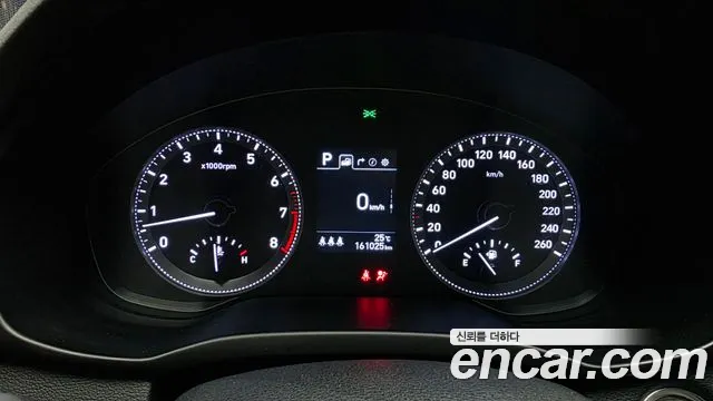Hyundai Grandeur 2017 thumb 8