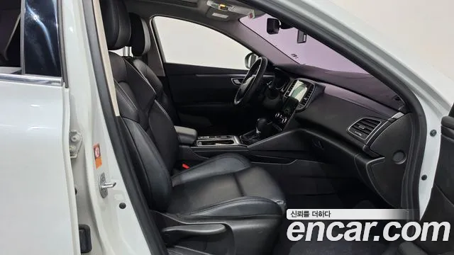 Renault-KoreaSamsung Megane 2017 thumb 11