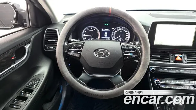 Hyundai Grandeur 2016 thumb 12