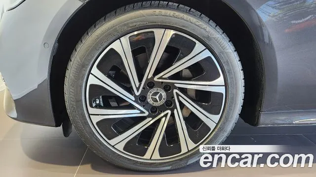 Mercedes-Benz E-Класс 2024 thumb 5