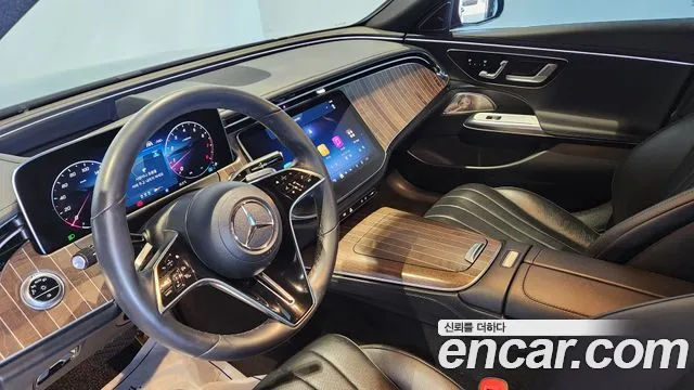Mercedes-Benz E-Класс 2024 thumb 9