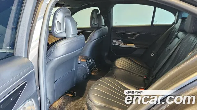Mercedes-Benz E-Класс 2024 thumb 10