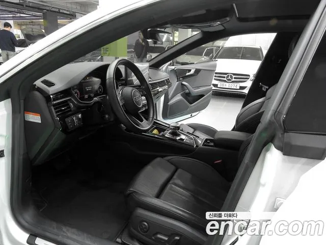 Audi A5 2020 thumb 10