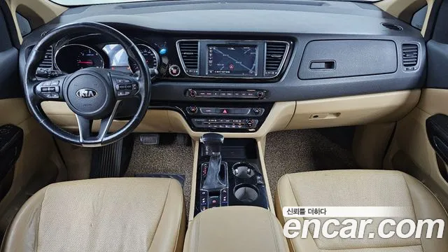 Kia Carnival 2018 thumb 7
