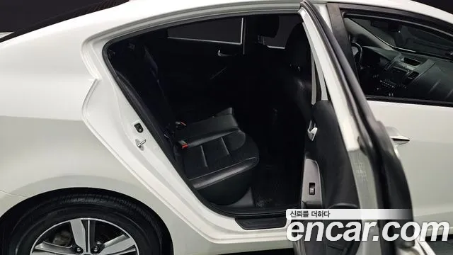 Kia K3 2018 thumb 10