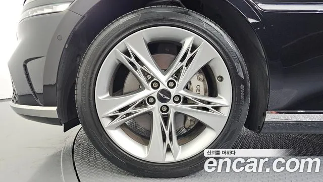 Genesis G90 2022 thumb 5