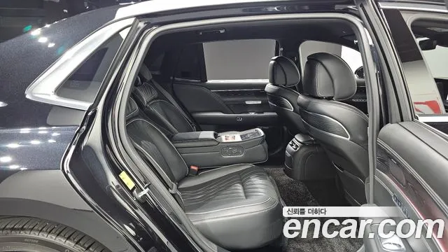 Genesis G90 2022 thumb 11
