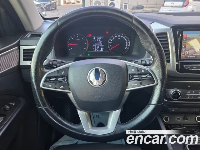 KG_Mobility_Ssangyong Rexton 2018 thumb 10