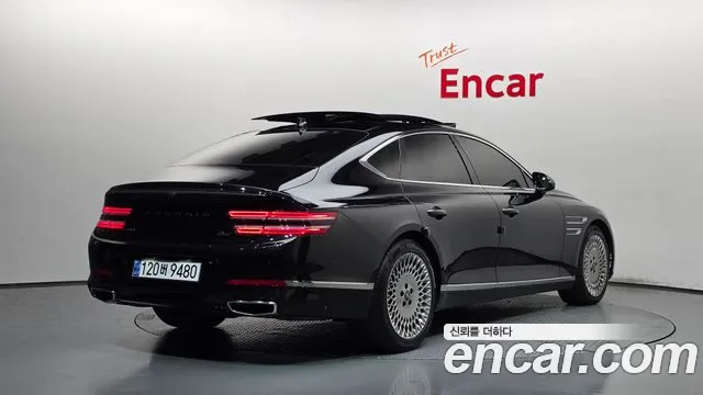 Genesis G80 2020 thumb 2