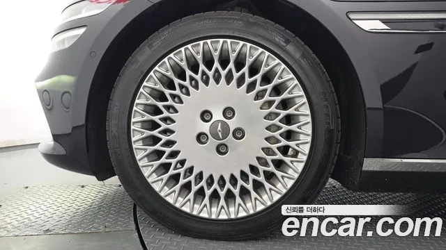 Genesis G80 2020 thumb 5