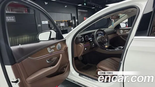 Mercedes-Benz E-Класс 2018 thumb 9