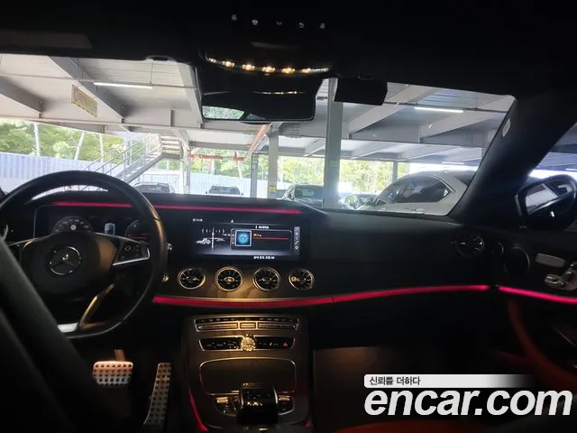 Mercedes-Benz E-Класс 2017 thumb 7